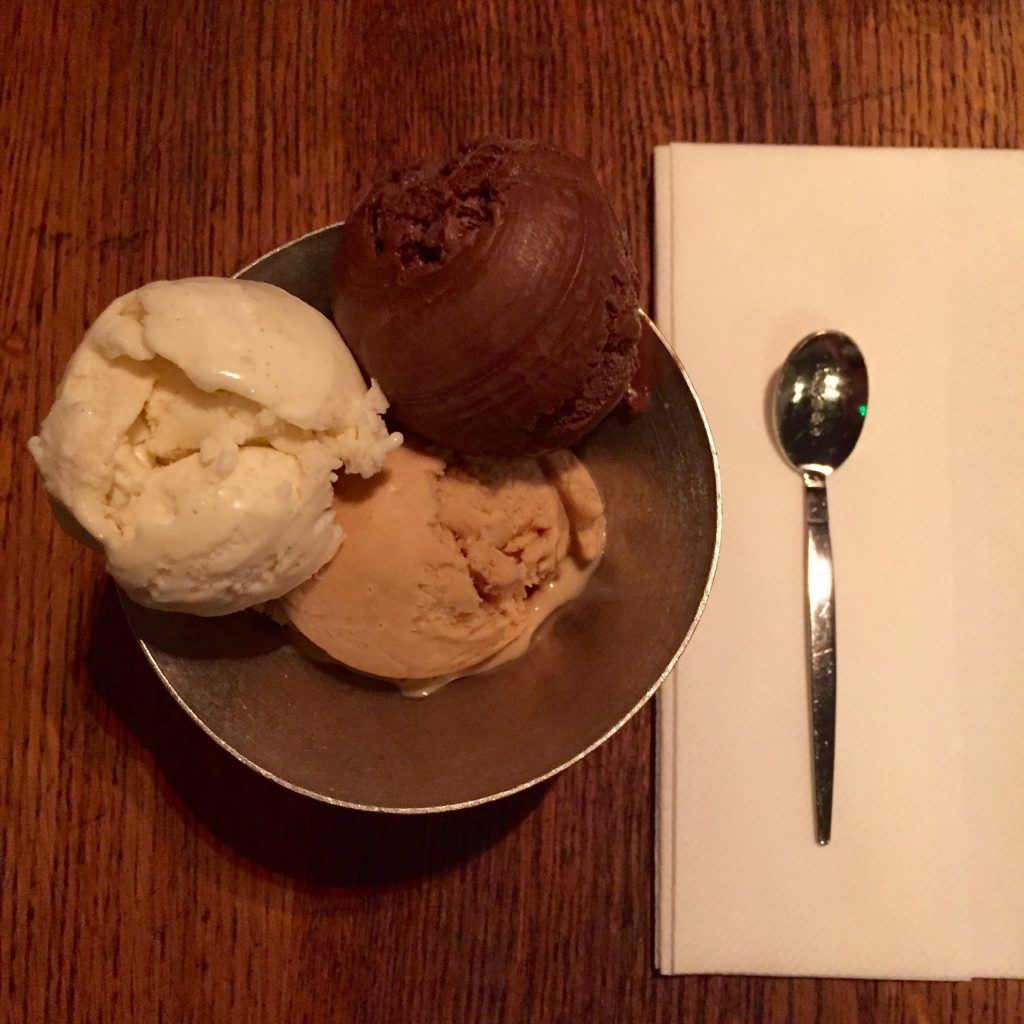 Ice Cream at Jamies PIzzeria