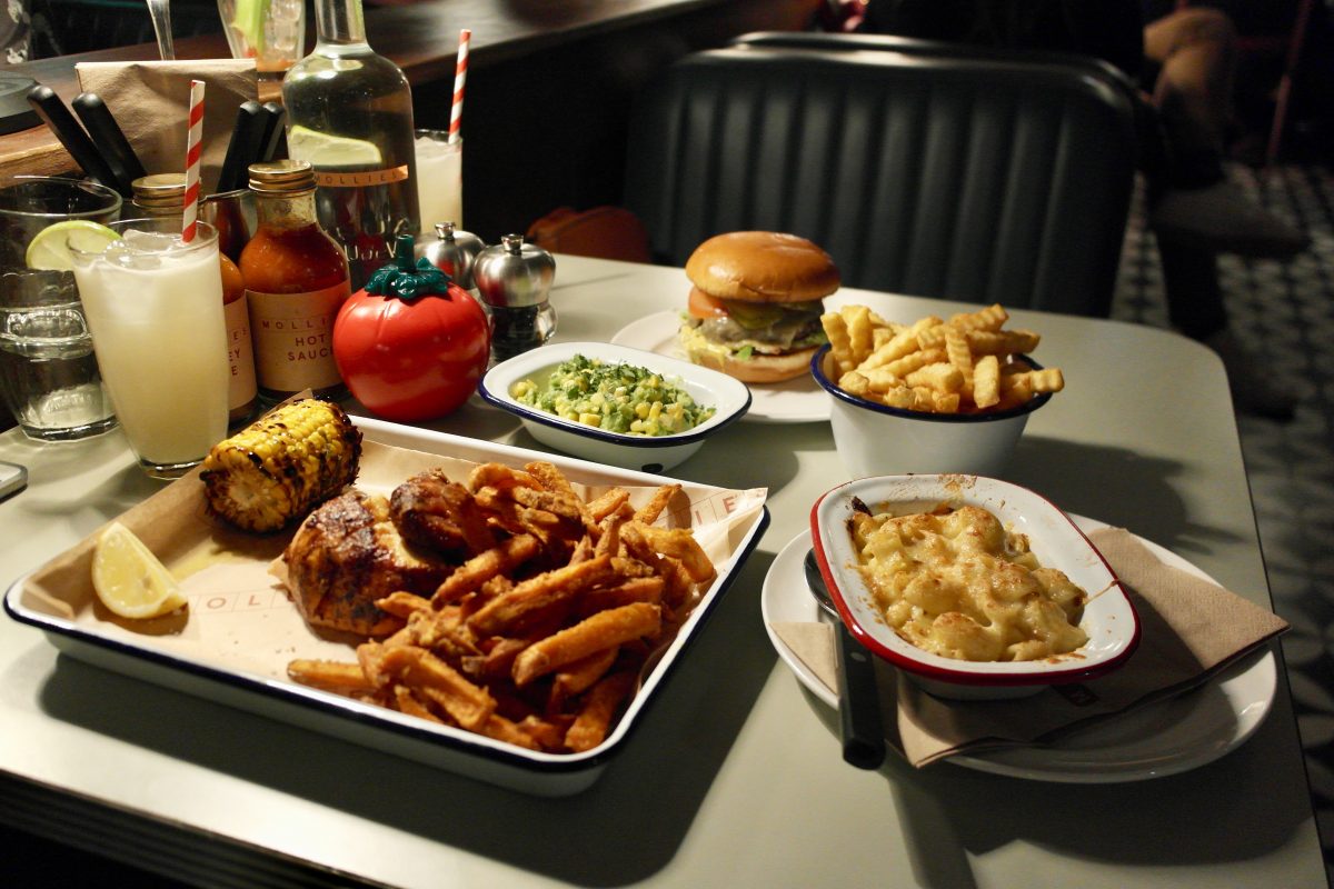 Mollie's Motel & Diner - A420 Buckland, Faringdon, Oxfordshire | Image Credit Bitten Oxford