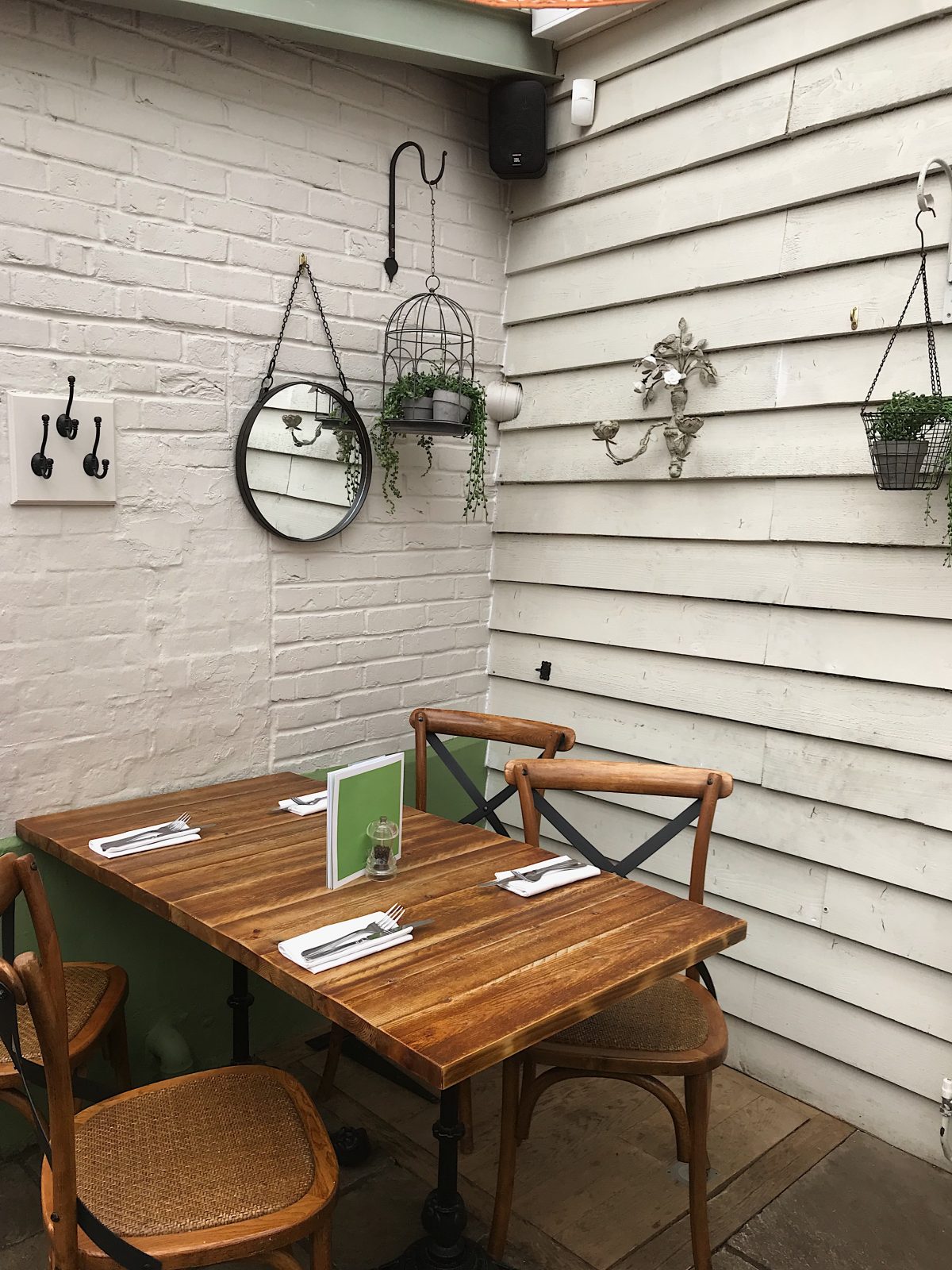 The Black Horse Thame, Oxfordshire | Bitten Oxford