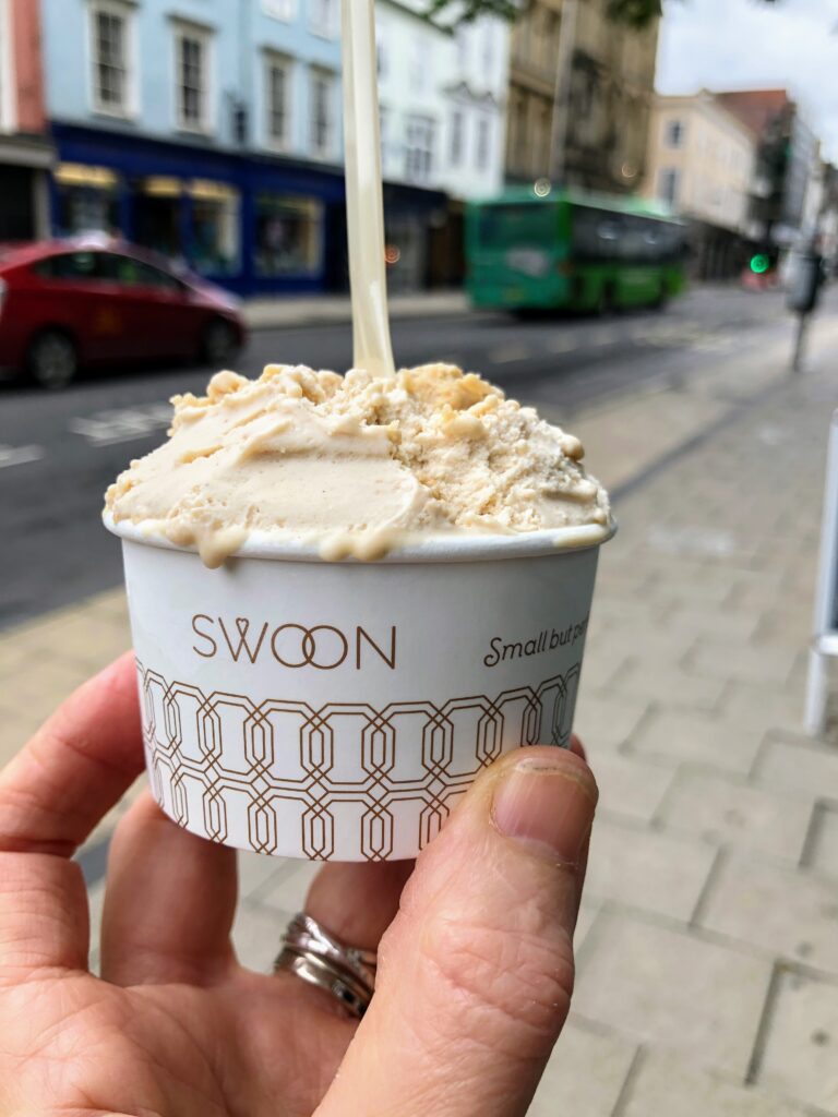 Swoon cup