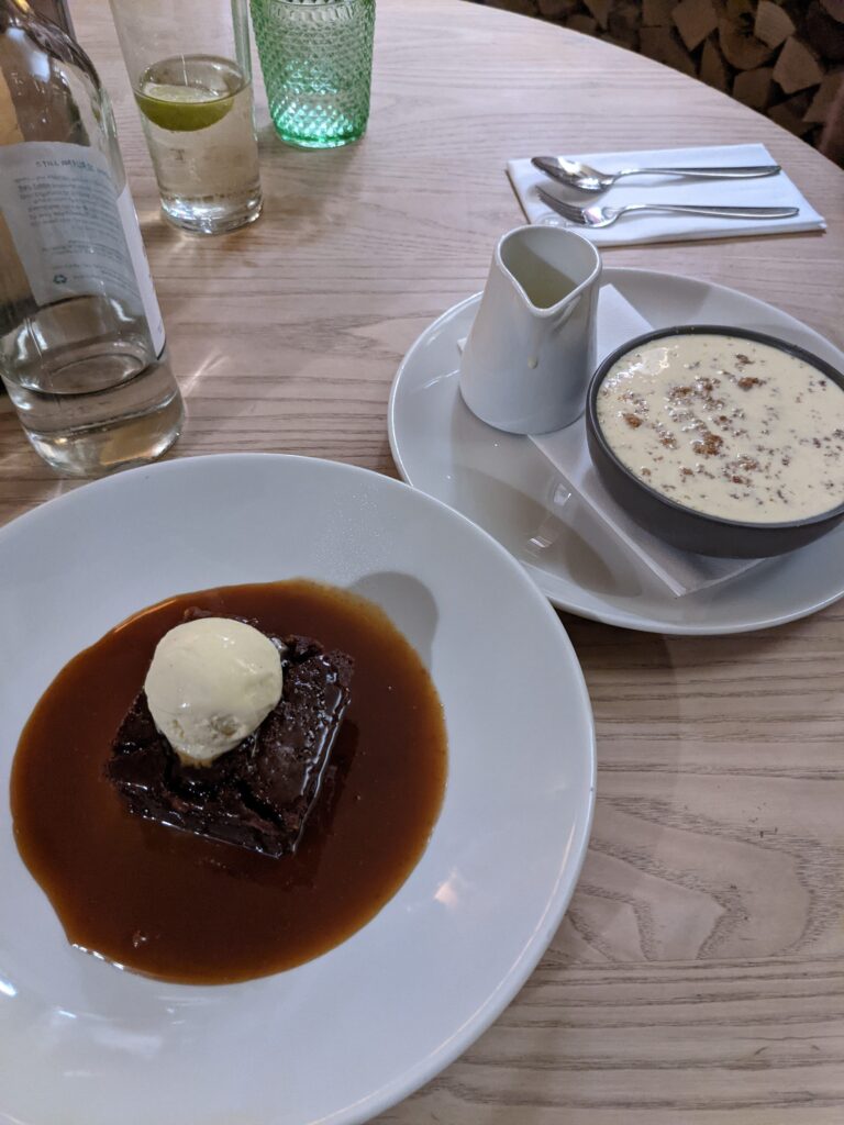 Review The Horseshoes, Witney